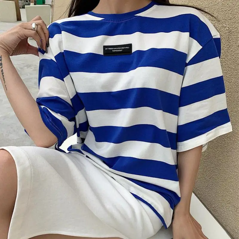 Genayooa Summer T-shirt Women O Neck Tee Tops Casual Loose Striped Korean Style Women T Shirts Womens Tops 2021
Genayooa Summer T-shirt Women O Neck Tee Tops Casual Loose Striped Korean Style Women T Shirts Womens Tops 2021