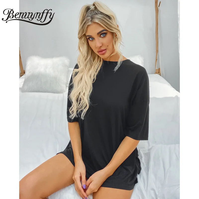 Benuynffy Black Cutout Tie Back Split T-Shirt Women Summer O-Neck Short Sleeve Loose Tee Clothes Street style Tops for Woman
Benuynffy Black Cutout Tie Back Split T-Shirt Women Summer O-Neck Short Sleeve Loose Tee Clothes Street style Tops for Woman