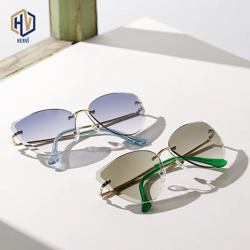 Frameless Trimming Cat Eye Retro Sunglasses Woman High Quality Gradient Sun Glasses Transparent Color Ocean lens Eyeglasses
Frameless Trimming Cat Eye Retro Sunglasses Woman High Quality Gradient Sun Glasses Transparent Color Ocean lens Eyeglasses