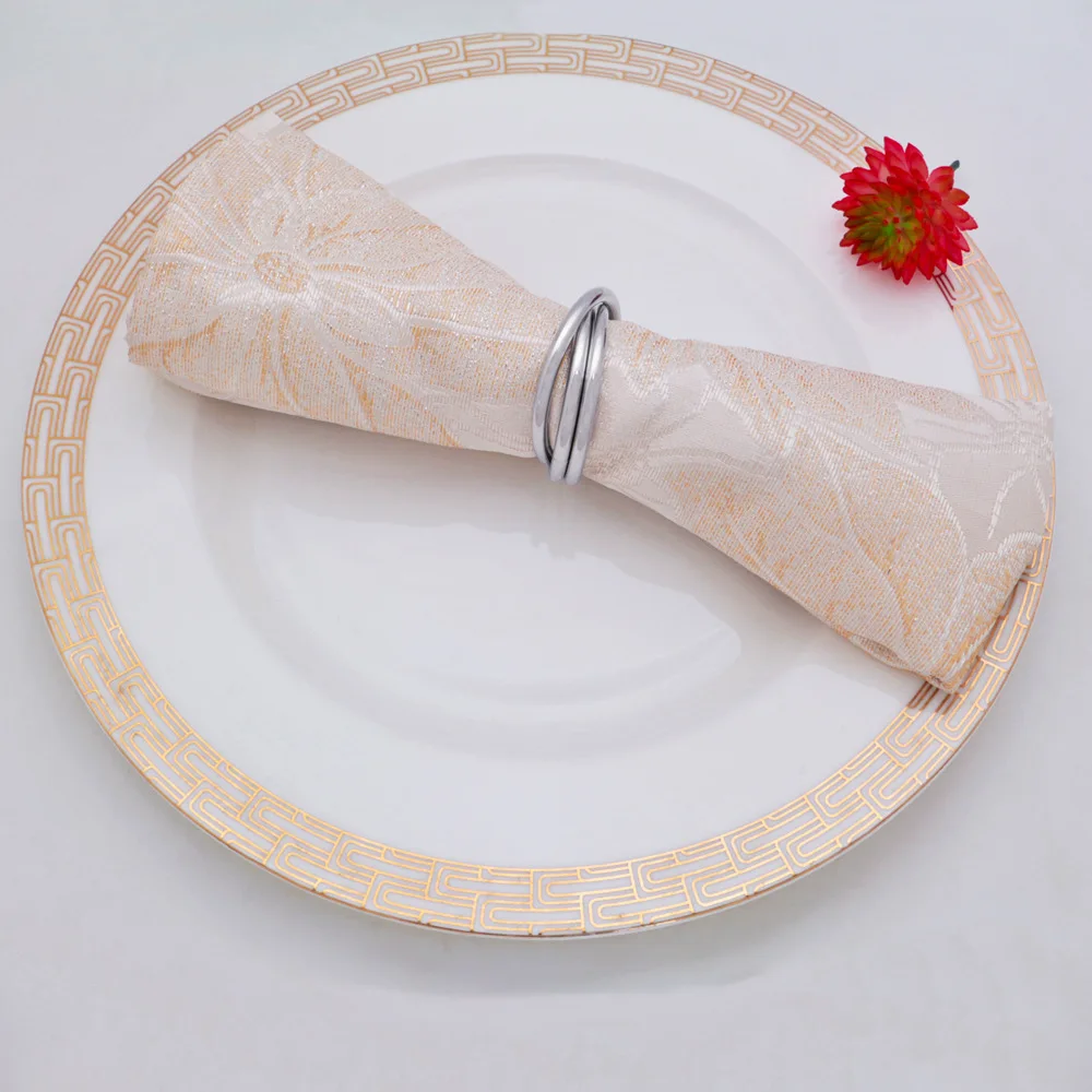 10pcs/lot Creative Napkin Ring Metal Serial Napkin Buckle Christmas Wedding Party Napkin Circle Desktop Decoration
10pcs/lot Creative Napkin Ring Metal Serial Napkin Buckle Christmas Wedding Party Napkin Circle Desktop Decoration