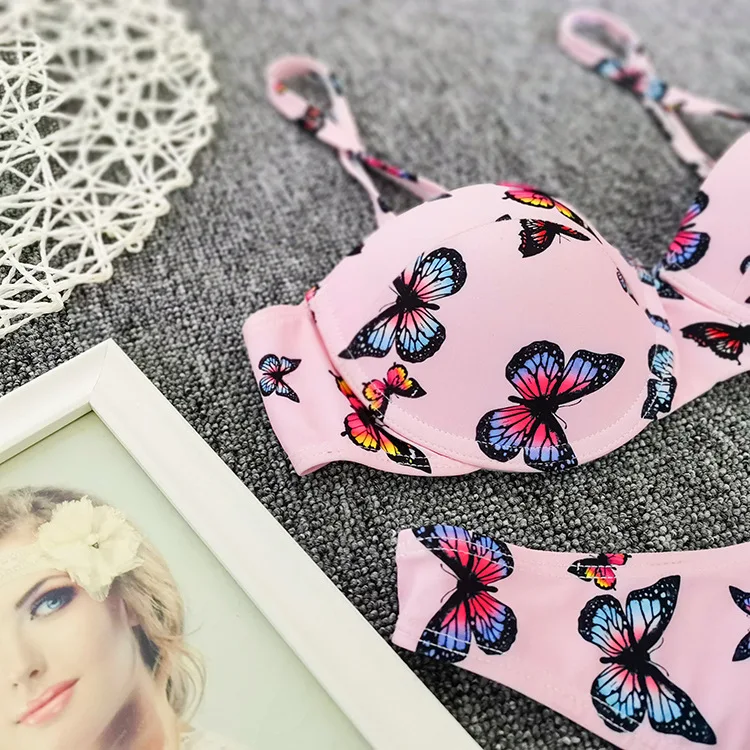 Women Butterfly Print Backless V-neck Bikini+High Waist Panties Bikinis Set 2021 Mujer Split Swimsuit Ropa Swimwear Suit Beach
Women Butterfly Print Backless V-neck Bikini+High Waist Panties Bikinis Set 2021 Mujer Split Swimsuit Ropa Swimwear Suit Beach