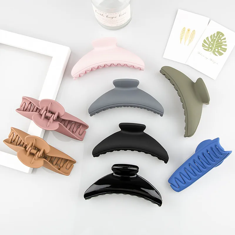 Shark Clip Girl Medium Hair Clip Bright color Spray Paint Resin Hair Clip Woman Simple Outing Fashion Hair Clip Hair Accessories
Shark Clip Girl Medium Hair Clip Bright color Spray Paint Resin Hair Clip Woman Simple Outing Fashion Hair Clip Hair Accessories