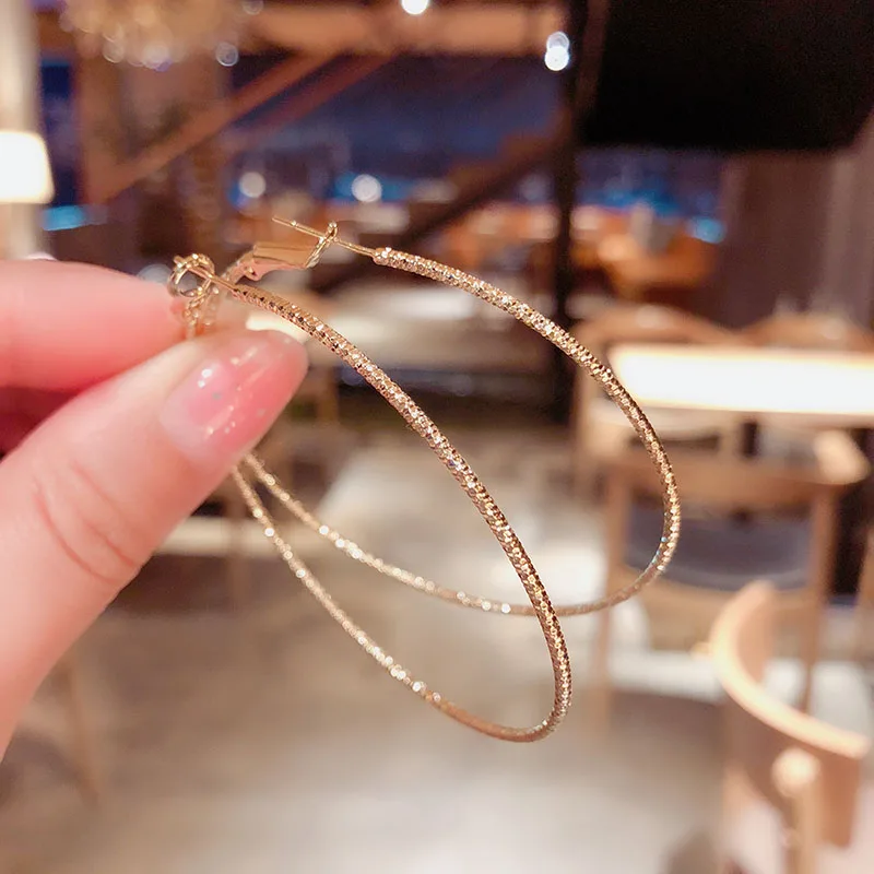 South Korea east gate show face exaggerated temperament personality chaodong new ear ring big circle
South Korea east gate show face exaggerated temperament personality chaodong new ear ring big circle