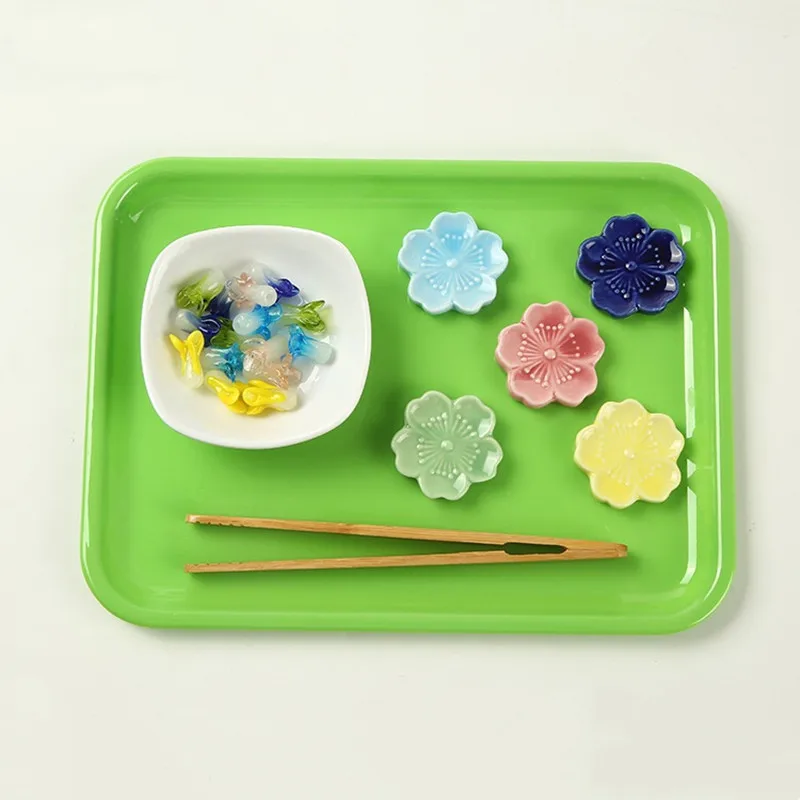 

Учебные пособия по методике Монтессори для повседневной жизни, распознают классификацию цветов и развивают интеллектуальные игрушки