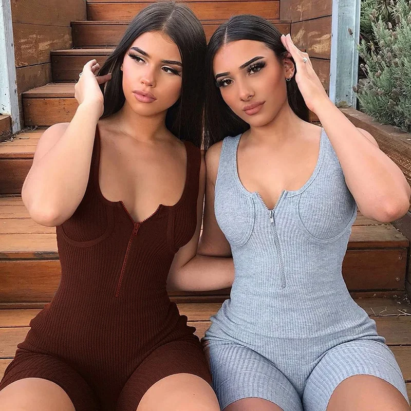 2020 New Womens Jumpsuit Fashion Zipper Sleeveless Rompers Bodycon Bodysuit Slim Solid Stretch Leisure Wear Jumpsuit Short Pants
2020 New Womens Jumpsuit Fashion Zipper Sleeveless Rompers Bodycon Bodysuit Slim Solid Stretch Leisure Wear Jumpsuit Short Pants