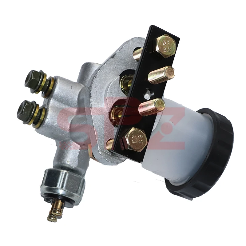 Go kart modification parts disc brake upper pump suitable for kart one-to-three disc brake oil pump pressure pump
Go kart modification parts disc brake upper pump suitable for kart one-to-three disc brake oil pump pressure pump