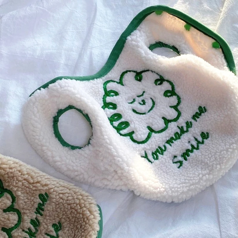White Smiling Dog Clothes Autumn and Winter Clothes Warm Pet Vest Puppy Open Shirt Fashion Cotton Clothes Soft Pet Clothes
White Smiling Dog Clothes Autumn and Winter Clothes Warm Pet Vest Puppy Open Shirt Fashion Cotton Clothes Soft Pet Clothes