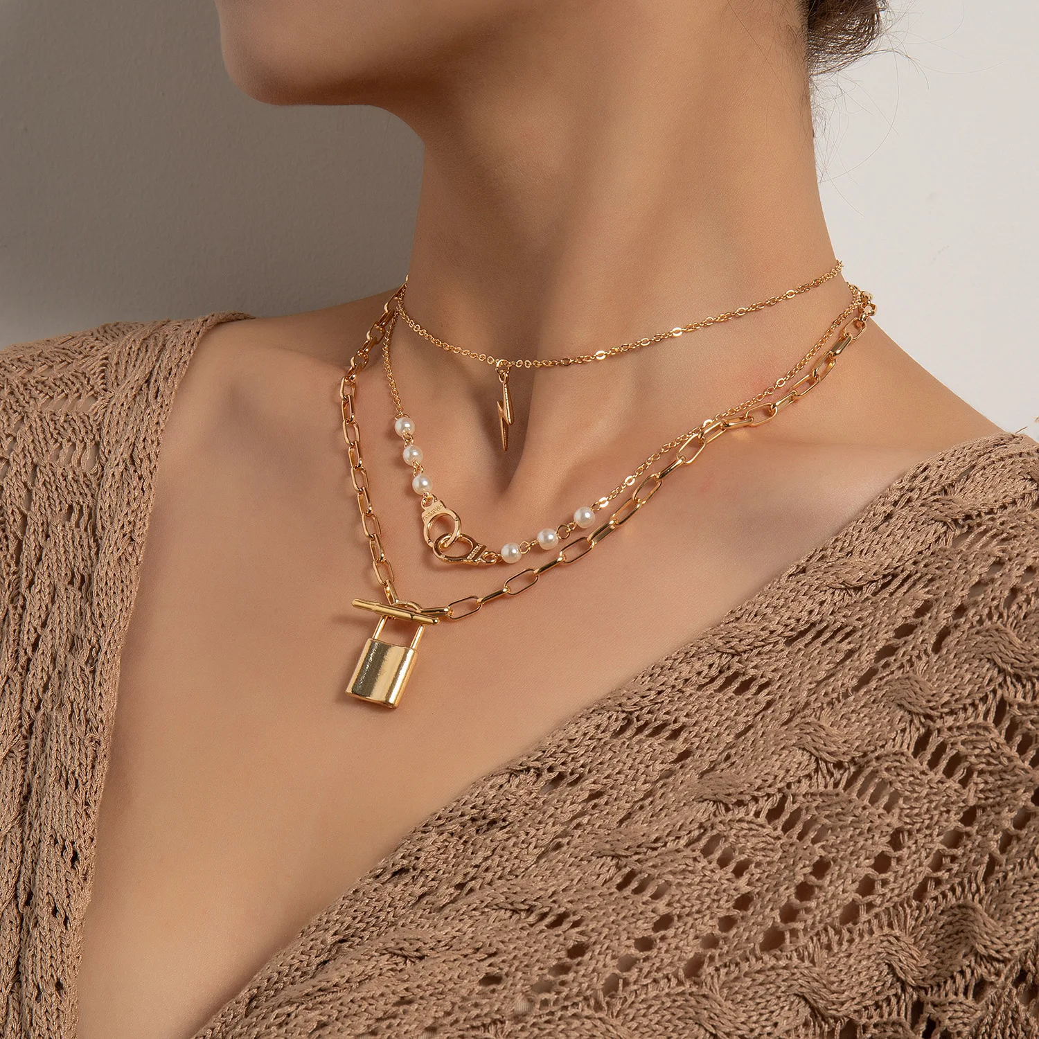 Simple Chain Chain Necklace Pendant Double Chain Multilayer Metal Necklace Men Women Punk Fashion Gold Chain Party Punk Gifts
Simple Chain Chain Necklace Pendant Double Chain Multilayer Metal Necklace Men Women Punk Fashion Gold Chain Party Punk Gifts