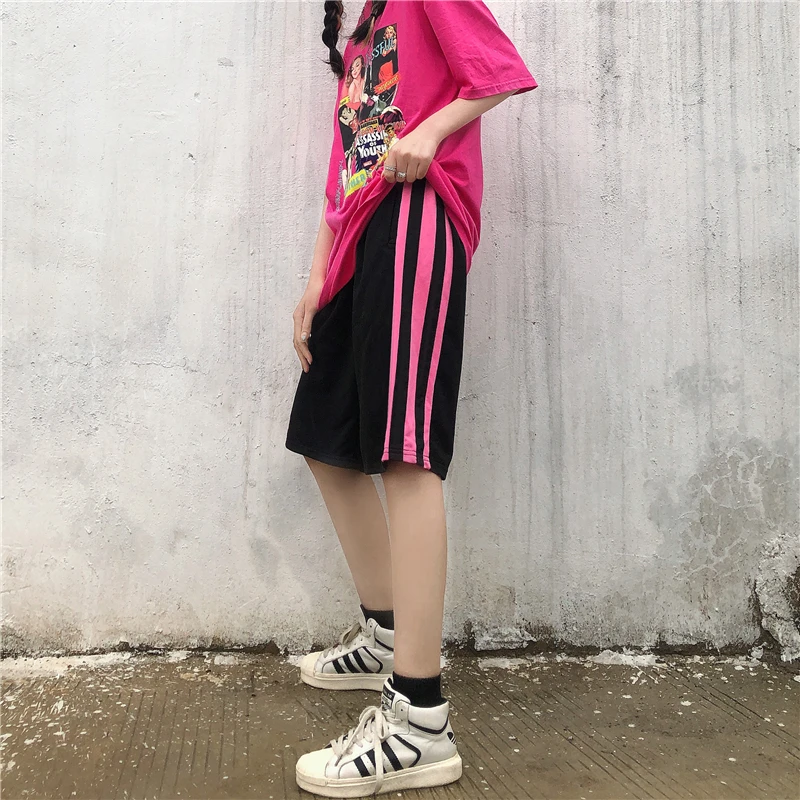 Color Matching Bold Stripes Black Shorts Women's Super Hot All-Matching Retro Loose Casual Sports Shorts Summer Fashionable 
Color Matching Bold Stripes Black Shorts Women's Super Hot All-Matching Retro Loose Casual Sports Shorts Summer Fashionable