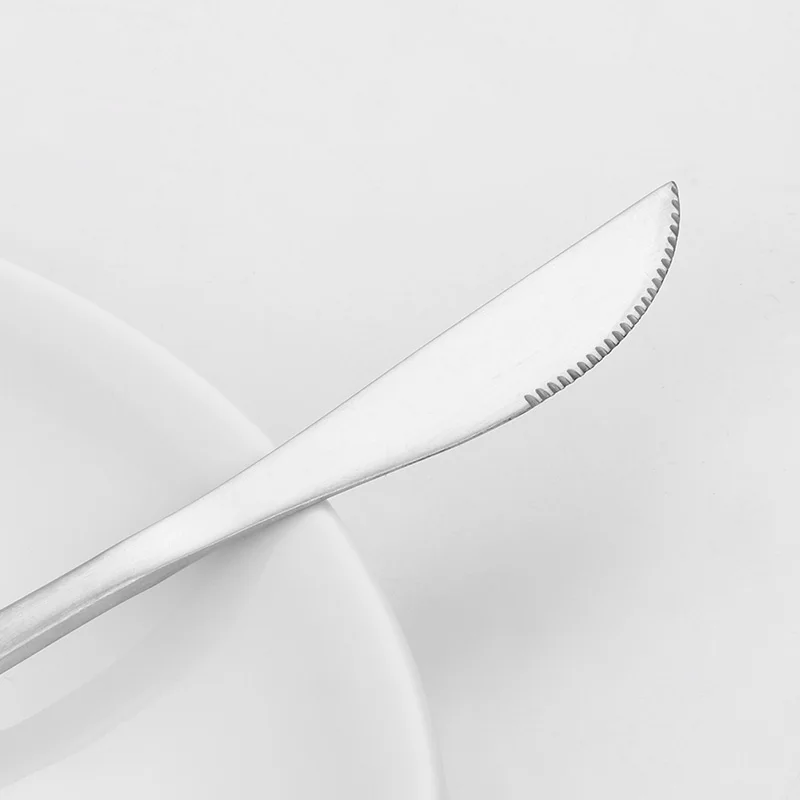 16Pcs/Set Matte Silverware Cutlery Set Dinner Spoon and Fork Set Teaspoon Knife Cutlery Set Stainless Steel Kitchen Flatware Set
16Pcs/Set Matte Silverware Cutlery Set Dinner Spoon and Fork Set Teaspoon Knife Cutlery Set Stainless Steel Kitchen Flatware Set