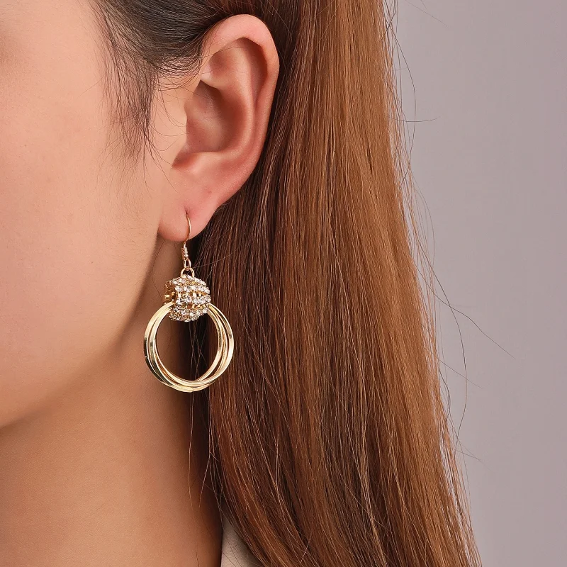 Vintage Round Drop Earrings for Women Charm Zircon Multi-layer Hollow Gold Color Hoop Earring Circle Wedding Jewelry Wholesale
Vintage Round Drop Earrings for Women Charm Zircon Multi-layer Hollow Gold Color Hoop Earring Circle Wedding Jewelry Wholesale