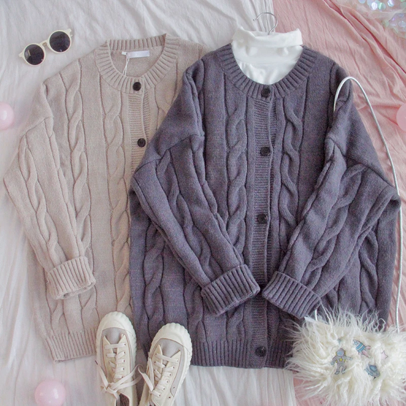 round neck twist sweater cardigan single breasted loose Japanese Korean version lazy wind soft waxy versatile sweater
round neck twist sweater cardigan single breasted loose Japanese Korean version lazy wind soft waxy versatile sweater