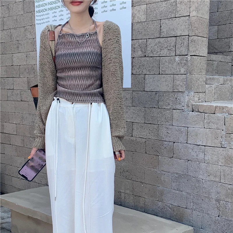 Korejepo Women Thin Knitted Cardigan 2021 Autumn New Korean Chic Retro Layered Short Shawl Top Ice Silk Sunscreen Blouse Jacket
Korejepo Women Thin Knitted Cardigan 2021 Autumn New Korean Chic Retro Layered Short Shawl Top Ice Silk Sunscreen Blouse Jacket