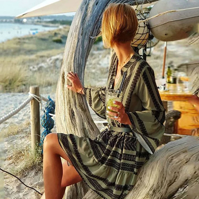 Summer New Boho Dress Casual Loose Striped Mini Dresses Mini Women 2020 Bohemian Short Beach Dress V-Neck Sundress Femme Vestido
Summer New Boho Dress Casual Loose Striped Mini Dresses Mini Women 2020 Bohemian Short Beach Dress V-Neck Sundress Femme Vestido