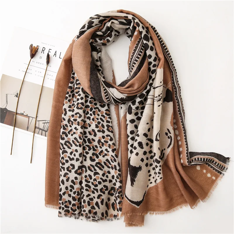 Fashion Autumn Viscose Scarf Sexy Animal Leopard Dot Pattern Beach Hijab Shawls and Wraps Female Foulards Echarpe Muslim Hijab
Fashion Autumn Viscose Scarf Sexy Animal Leopard Dot Pattern Beach Hijab Shawls and Wraps Female Foulards Echarpe Muslim Hijab