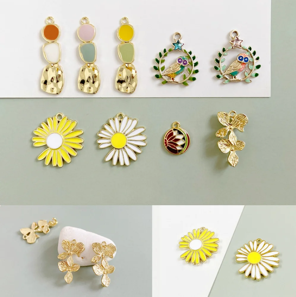 4 pcs Literature and Art sen xi Daisies Flowers Owl Pendant DIY Earring Material Handmade Jewelry Accessories Spring 2020 
4 pcs Literature and Art sen xi Daisies Flowers Owl Pendant DIY Earring Material Handmade Jewelry Accessories Spring 2020
