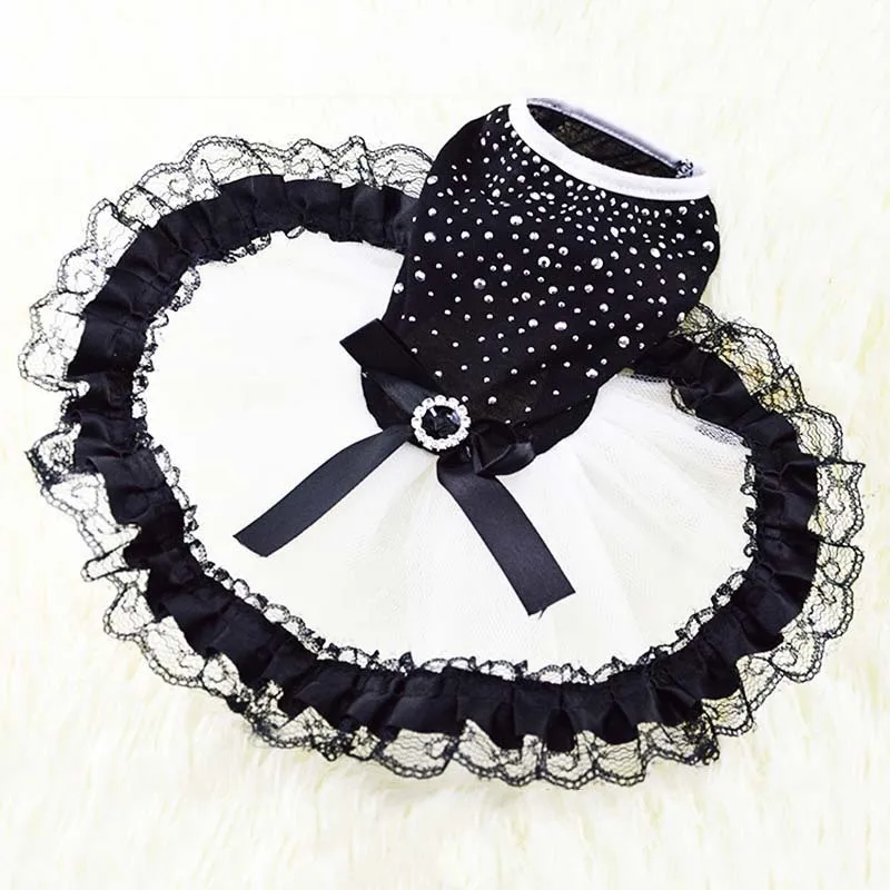 Black-white Diamond Dog Dresses Summer Small Dog Clothes Ropa Perro Chihuahua Tulle Skirt Cute Puppy Dress Yorkshire Pet Clothes
Black-white Diamond Dog Dresses Summer Small Dog Clothes Ropa Perro Chihuahua Tulle Skirt Cute Puppy Dress Yorkshire Pet Clothes