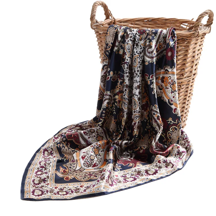 2020 Luxury Brand Fashion Printed Silk Scarves 90X90cm Bandana Scarf WOMEN Shawl Soft Headscarf chiffon hijab
2020 Luxury Brand Fashion Printed Silk Scarves 90X90cm Bandana Scarf WOMEN Shawl Soft Headscarf chiffon hijab