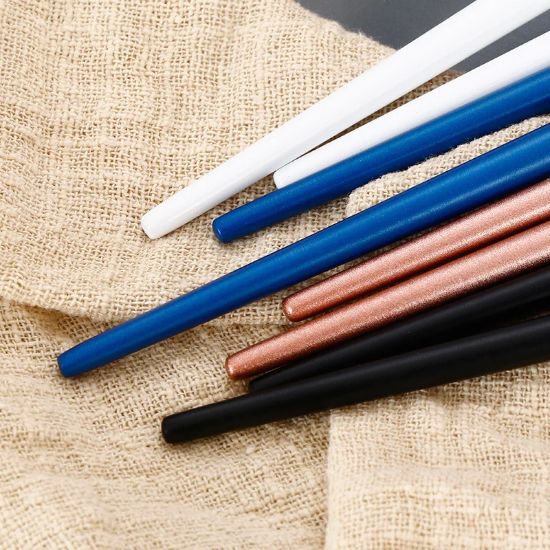 5 Pairs White Gold Chinese Chopsticks Japanese Korean Style Sushi Sticks Noodles Rolls Food Tableware Reusable Metal Chopsticks
5 Pairs White Gold Chinese Chopsticks Japanese Korean Style Sushi Sticks Noodles Rolls Food Tableware Reusable Metal Chopsticks