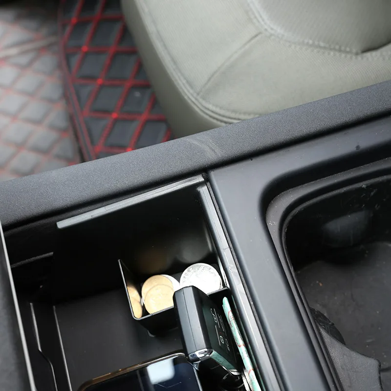 For Land Rover Defender 90 110 20-22 Car styling ABS Black Car Central storage armrest box storage box phone box Car Accessories
For Land Rover Defender 90 110 20-22 Car styling ABS Black Car Central storage armrest box storage box phone box Car Accessories