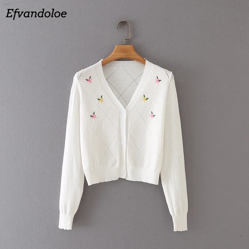 Женский трикотажный кардиган с цветочной вышивкой, укороченный свитер с длинным рукавом и V-образным вырезом, весна-осень 2021 
Женский трикотажный кардиган с цветочной вышивкой, укороченный свитер с длинным рукавом и V-образным вырезом, весна-осень 2021