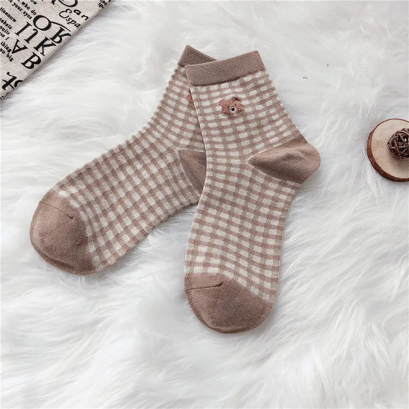New Brown Bear Socks Female Mid-tube Socks, Cute, Fresh, All-match Student Socks, Autumn and Winter Socks
New Brown Bear Socks Female Mid-tube Socks, Cute, Fresh, All-match Student Socks, Autumn and Winter Socks