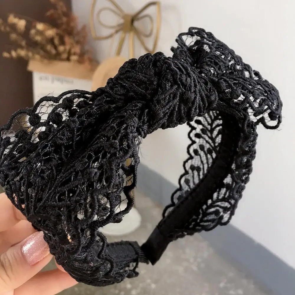 Fashion Korean style Lace Rhinestone hairband Women Girls Fashion Sexy Simple crystal Hair Hoop headwear Hair Accessories
Fashion Korean style Lace Rhinestone hairband Women Girls Fashion Sexy Simple crystal Hair Hoop headwear Hair Accessories