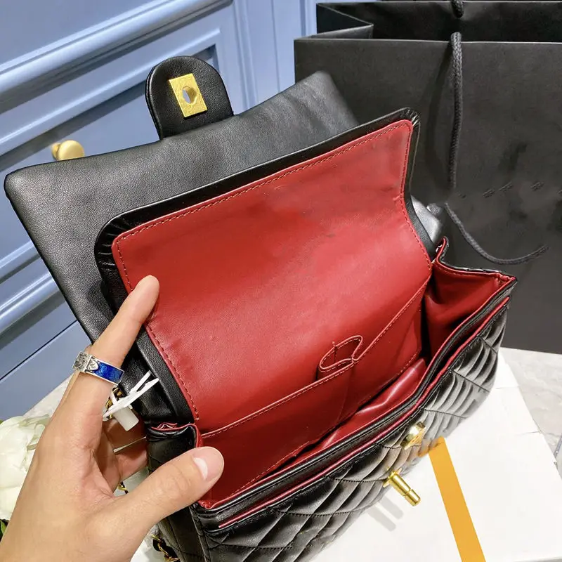 115821 New fashion lady's chain bag trendy all-match lady's one-shoulder messenger bag purses crossbody
115821 New fashion lady's chain bag trendy all-match lady's one-shoulder messenger bag purses crossbody