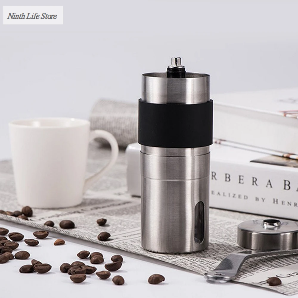 Портативная ручная кофемолка из нержавеющей стали Серебряная Регулируемая кофемолка с резиновым кольцом Легкая очистка Кухонные инструме... 
Портативная ручная кофемолка из нержавеющей стали Серебряная Регулируемая кофемолка с резиновым кольцом Легкая очистка Кухонные инструме...