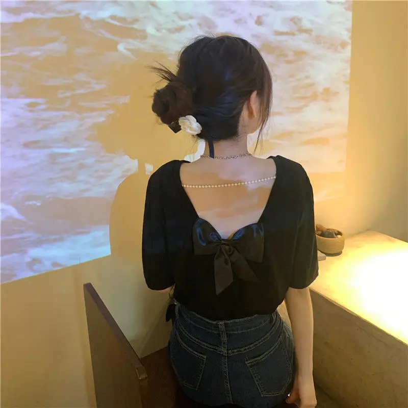 2021 new design niche short sleeve T-shirt women's fashion summer Korean loose and versatile chic short top
2021 new design niche short sleeve T-shirt women's fashion summer Korean loose and versatile chic short top