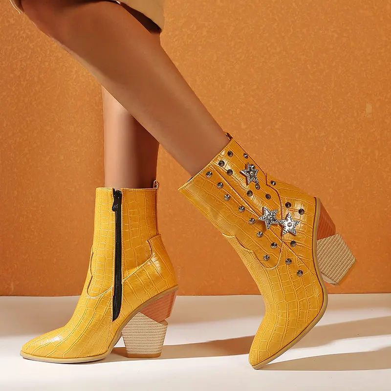 New Fashion Autumn Winter Ankle Boots for Women Sexy Zipper Pointed Toe High Heels Shoes Botines Mujer Women Boots Plus Size 43
New Fashion Autumn Winter Ankle Boots for Women Sexy Zipper Pointed Toe High Heels Shoes Botines Mujer Women Boots Plus Size 43