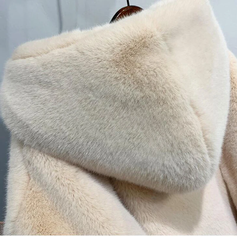 Faux Rabbit Fur Coat Women High Quality Winter Luxury Long Fur Coat Loose Lapel OverCoat Thick Warm Plus Size Female Plush Coats
Faux Rabbit Fur Coat Women High Quality Winter Luxury Long Fur Coat Loose Lapel OverCoat Thick Warm Plus Size Female Plush Coats