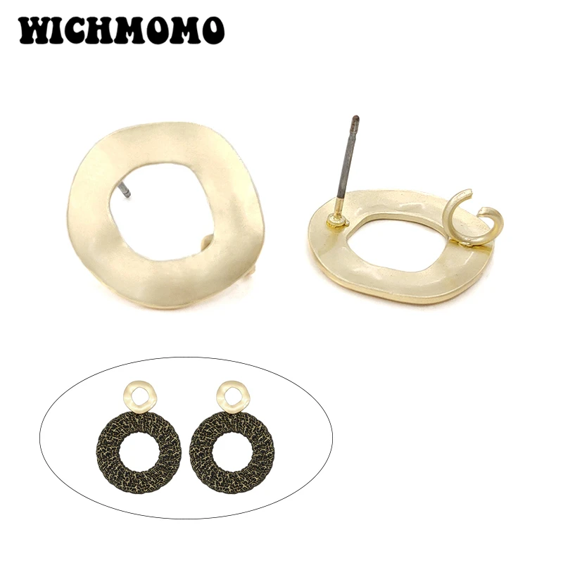 New 18mm 6pieces/bag High Quality Zinc Alloy Matte Gold Hollow Round Earring Base Connectors for DIY Earring Jewelry Accessories
New 18mm 6pieces/bag High Quality Zinc Alloy Matte Gold Hollow Round Earring Base Connectors for DIY Earring Jewelry Accessories