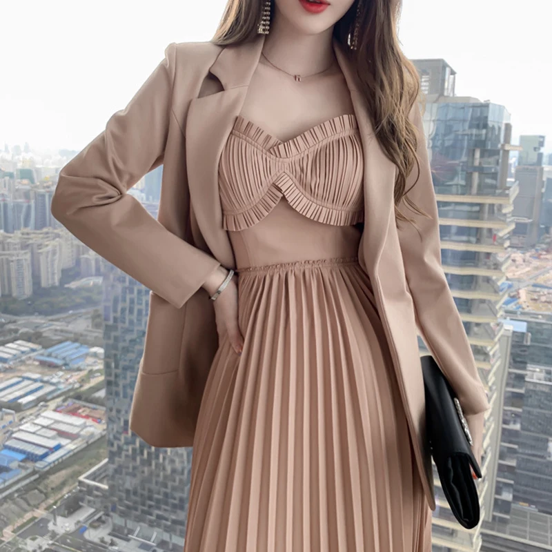 New Arrival Fashion Women Casual England Style Long Sleeve Khaki Blazer Work Style Temperament Simple Wild Trend Blazer
New Arrival Fashion Women Casual England Style Long Sleeve Khaki Blazer Work Style Temperament Simple Wild Trend Blazer