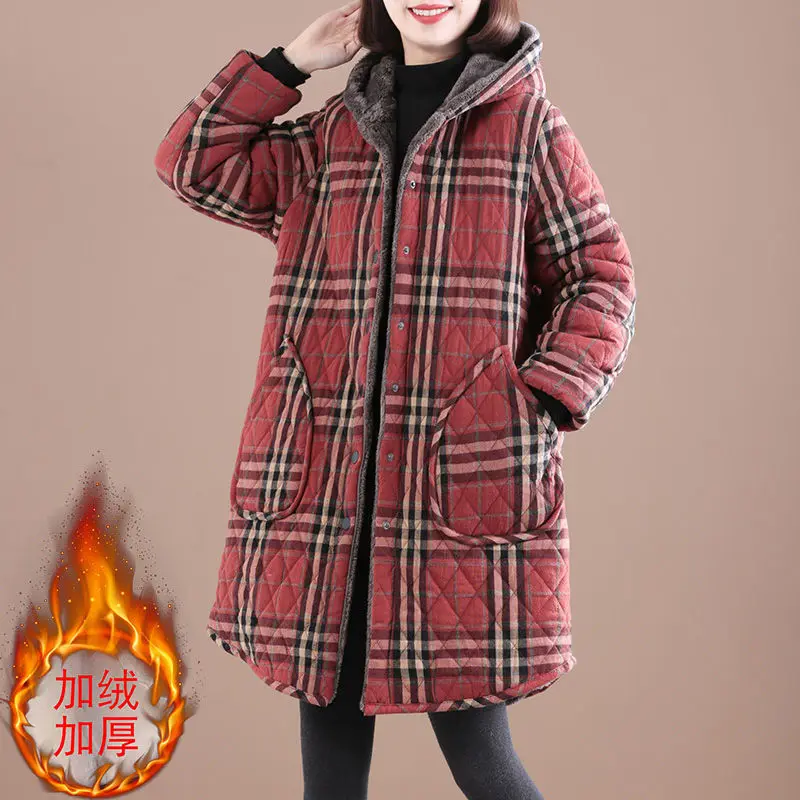 2021 Winter New Plush Thick Plaid Hooded Jacket Women's Warm Loose Cotton Long Parkas Female Plus size Casual Outwear Clothing
2021 Winter New Plush Thick Plaid Hooded Jacket Women's Warm Loose Cotton Long Parkas Female Plus size Casual Outwear Clothing