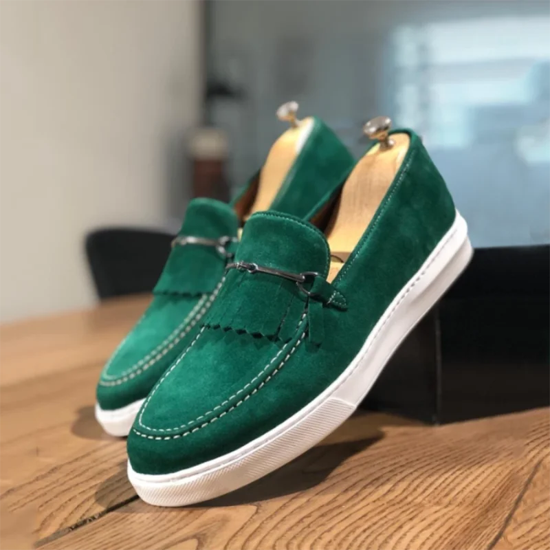 Men's Solid Color Suede Classic Fringed Metal Stitching Round Toe Flat Heel Comfortable Fashion Casual All-match Loafers ZQ0034
Men's Solid Color Suede Classic Fringed Metal Stitching Round Toe Flat Heel Comfortable Fashion Casual All-match Loafers ZQ0034