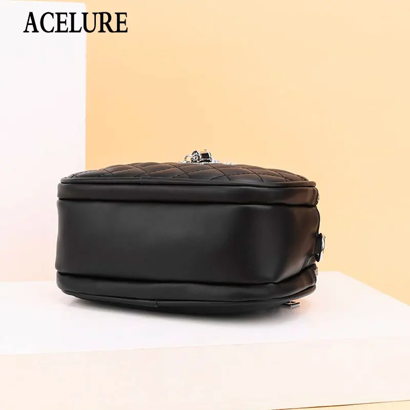 ACELURE Solid Color Messenger Bag Female PU Leather Ladies Shoulder Bags Small Women Handbag Fashion New Soft Shell Shape Purse
ACELURE Solid Color Messenger Bag Female PU Leather Ladies Shoulder Bags Small Women Handbag Fashion New Soft Shell Shape Purse