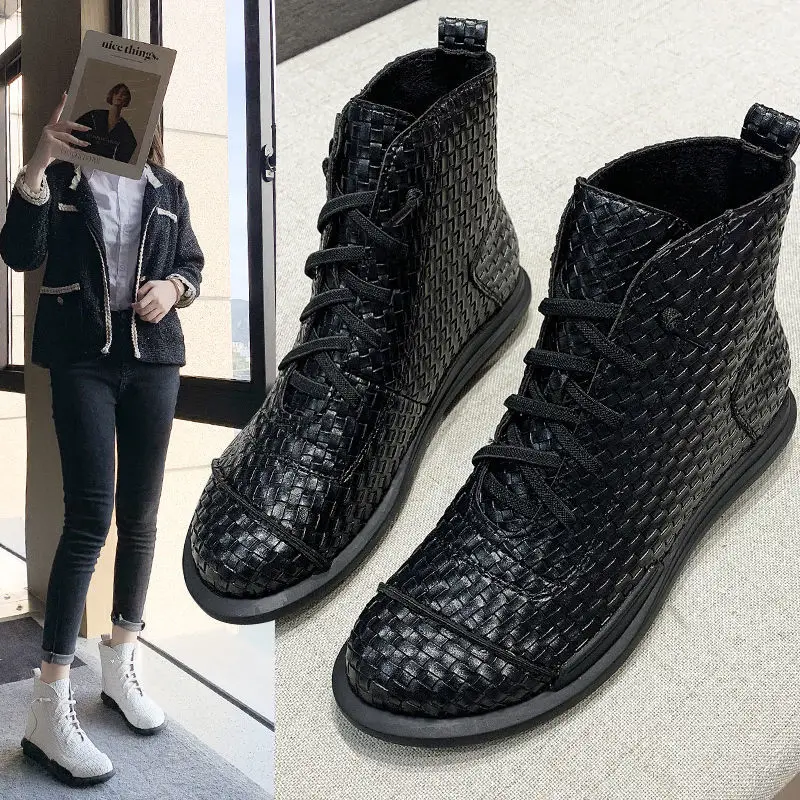 New Hot Women Boots Chelsea Boots Fashion Women Short Boots and Ankle Boots Autumn/Winter Shoes Female Footware Zapatos De Mujer
New Hot Women Boots Chelsea Boots Fashion Women Short Boots and Ankle Boots Autumn/Winter Shoes Female Footware Zapatos De Mujer