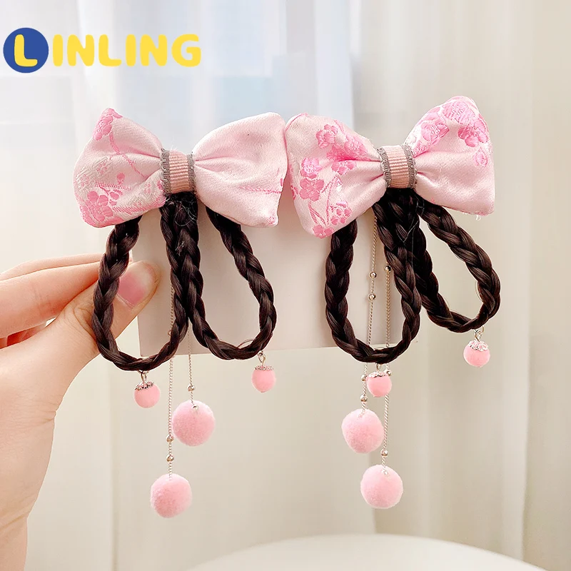LINLING Chinese Style New Year's Baby Girl Accessories Children Red Hairpin Tassel Hair Clip Cute Hair Ball Girl Headdress V833
LINLING Chinese Style New Year's Baby Girl Accessories Children Red Hairpin Tassel Hair Clip Cute Hair Ball Girl Headdress V833
