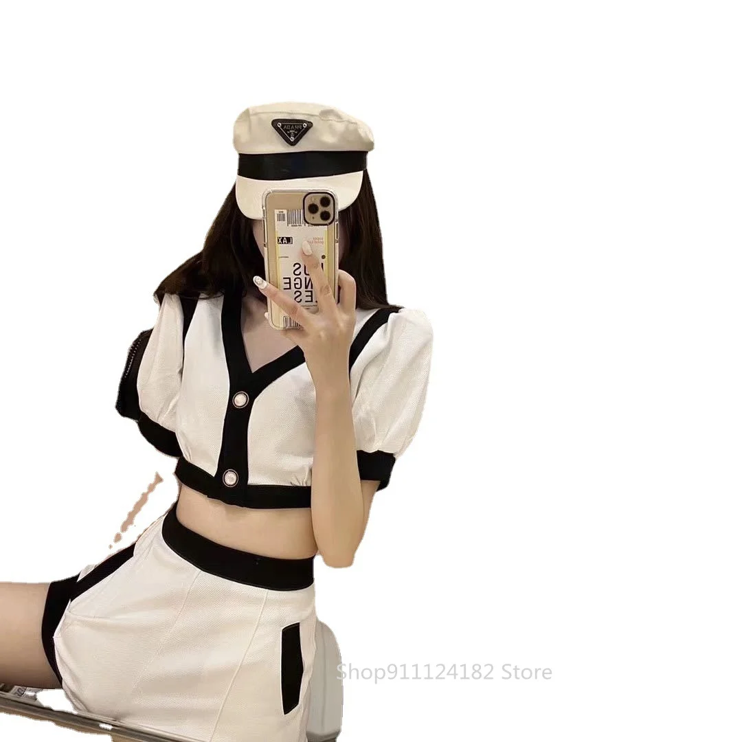 2021 Summer Puff Sleeve Color Block Shirt Top + High Waist Wide Leg Shorts French Temperament Retro Small Fragrance Two-pieceSet
2021 Summer Puff Sleeve Color Block Shirt Top + High Waist Wide Leg Shorts French Temperament Retro Small Fragrance Two-pieceSet