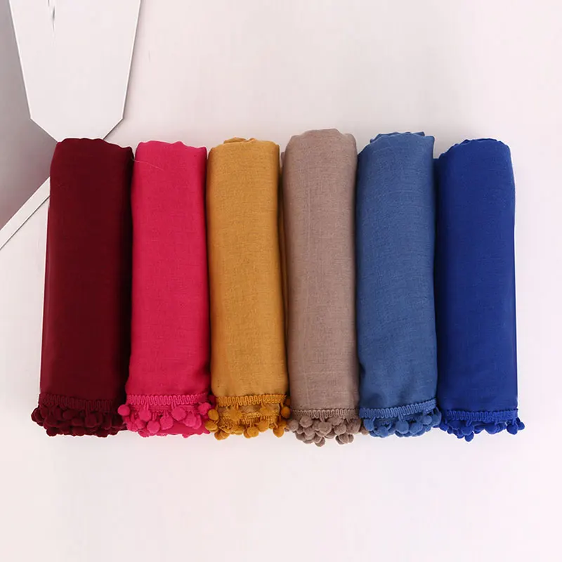 180*80 Cotton Linen Plus Size Scarf warm soft winter Women Scarf Wraps Muslim Headscarf Islamic Shawls Shawls Hijab Solid Color 
180*80 Cotton Linen Plus Size Scarf warm soft winter Women Scarf Wraps Muslim Headscarf Islamic Shawls Shawls Hijab Solid Color