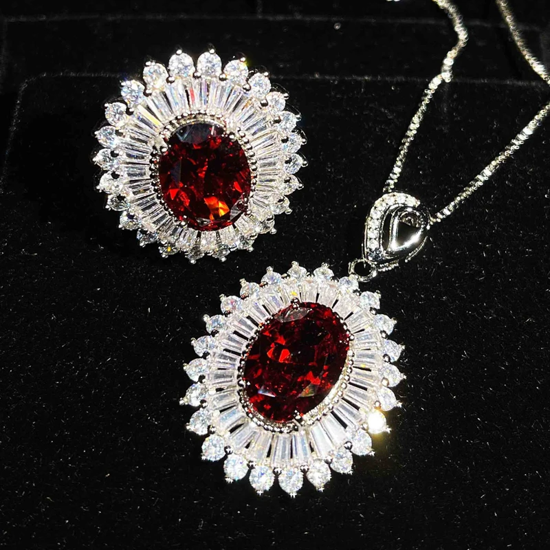 Luxury Oval Flower Ring 925 Silver Jewelry Set Inlay Red White Cubic Zirconia Fashion Necklace For Women Wedding Engagement
Luxury Oval Flower Ring 925 Silver Jewelry Set Inlay Red White Cubic Zirconia Fashion Necklace For Women Wedding Engagement