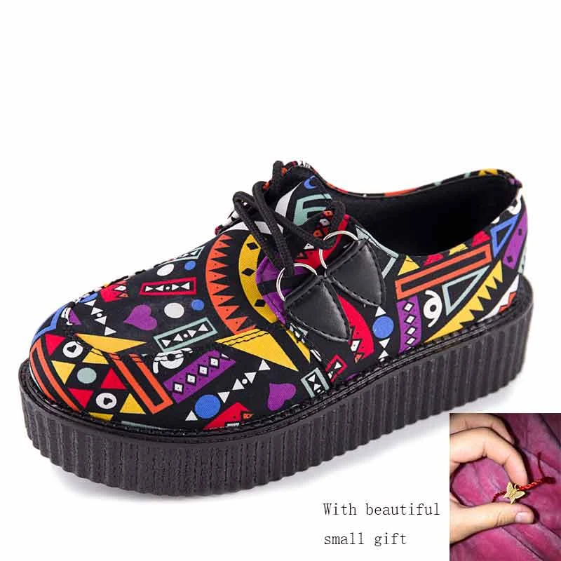 Plus Size Creepers Shoes Women Flats Platform Shoes 2020 New Lace-up Round Toe Woman Casual Shoes Solid Female Shoes
Plus Size Creepers Shoes Women Flats Platform Shoes 2020 New Lace-up Round Toe Woman Casual Shoes Solid Female Shoes