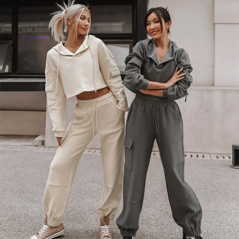 2021 Tracksuit Women Sport Casual Set Loose Hooded Long Sleeve Cropped Tops and Drawstring Pants Suit Two Piece Set Y102
2021 Tracksuit Women Sport Casual Set Loose Hooded Long Sleeve Cropped Tops and Drawstring Pants Suit Two Piece Set Y102