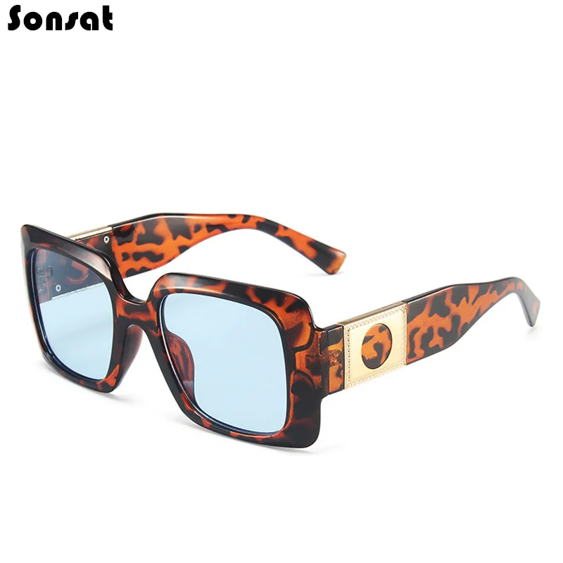2021 Fashion Large Square Rectangle Frame Sunglasses Women Designer Jelly Color Trend Eyeglasses Outdoor Oculos De Sol UV400
2021 Fashion Large Square Rectangle Frame Sunglasses Women Designer Jelly Color Trend Eyeglasses Outdoor Oculos De Sol UV400