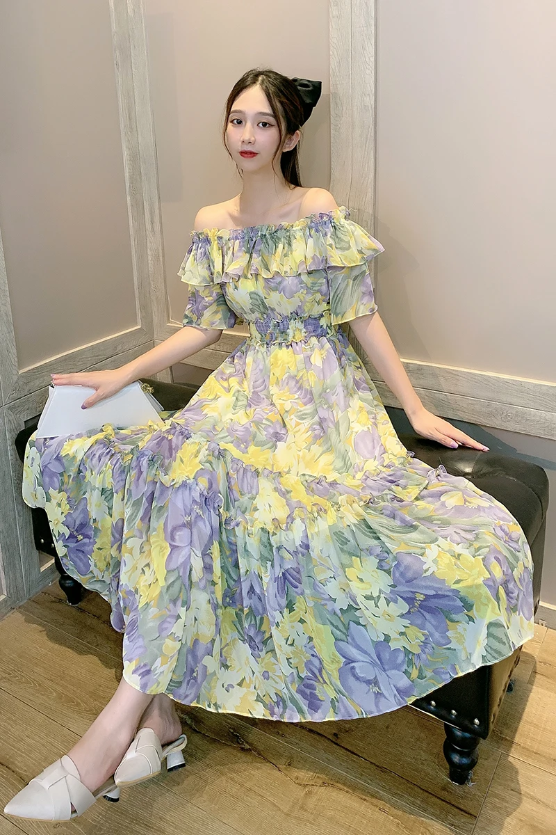 Holiday dress 2020 new summer sexy one line collar shoulder lotus leaf edge long Chiffon floral skirt
Holiday dress 2020 new summer sexy one line collar shoulder lotus leaf edge long Chiffon floral skirt