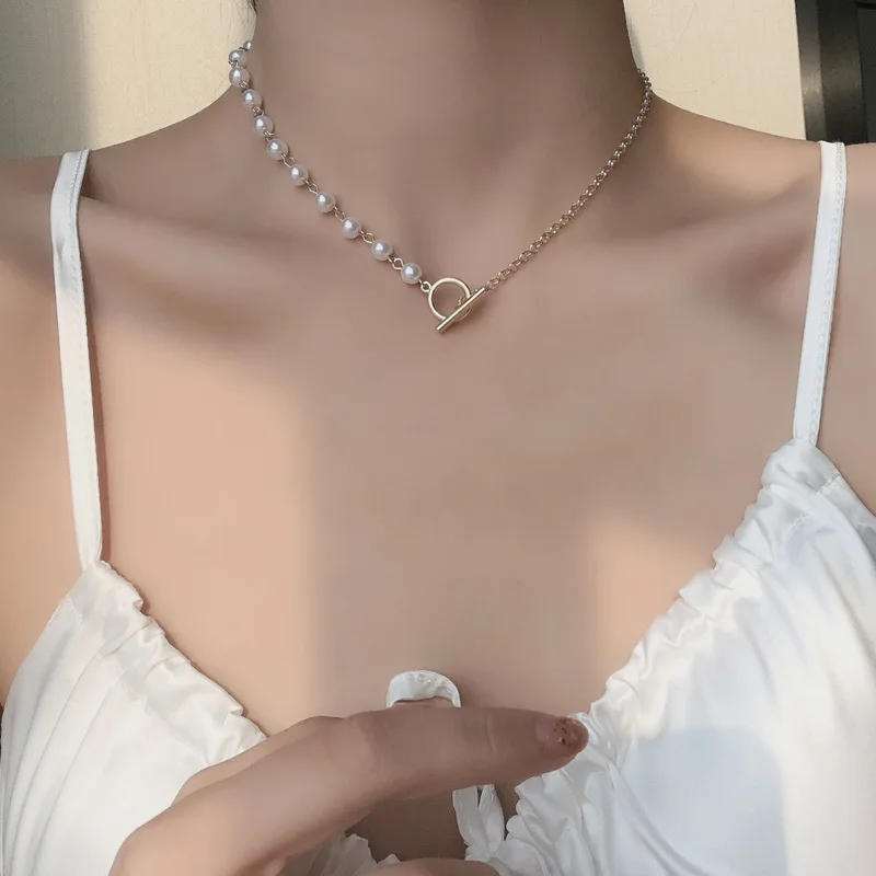 Fashion Simple ins Personality Metal Imitation Pearl Chain Choker Necklace for Women/Men Vintage OT Buckle Luxury Trend Jewelry
Fashion Simple ins Personality Metal Imitation Pearl Chain Choker Necklace for Women/Men Vintage OT Buckle Luxury Trend Jewelry