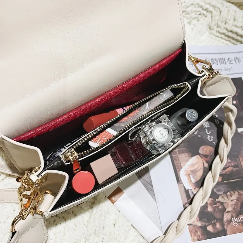 Fashion Women's bag 2020 new Handbags Shoulder bag Sexy Crossbody Messenger Bags PU leather Solid Elegant Stone pattern Purses
Fashion Women's bag 2020 new Handbags Shoulder bag Sexy Crossbody Messenger Bags PU leather Solid Elegant Stone pattern Purses