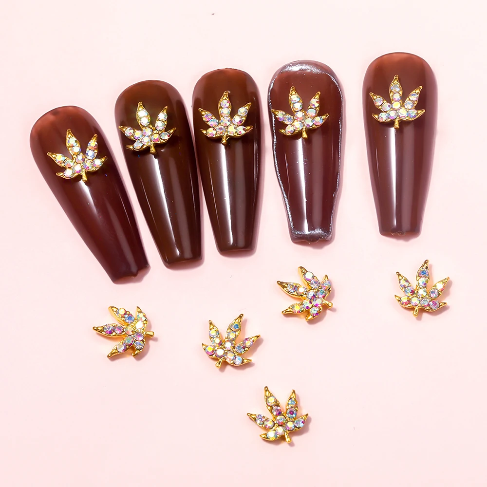 10 Pieces Maple Leaf Shape Nails Art Decoration Alloy Crystal Rhinestone Fashion 3D Pendant Nail Art Design Decoration Wholesale
10 Pieces Maple Leaf Shape Nails Art Decoration Alloy Crystal Rhinestone Fashion 3D Pendant Nail Art Design Decoration Wholesale