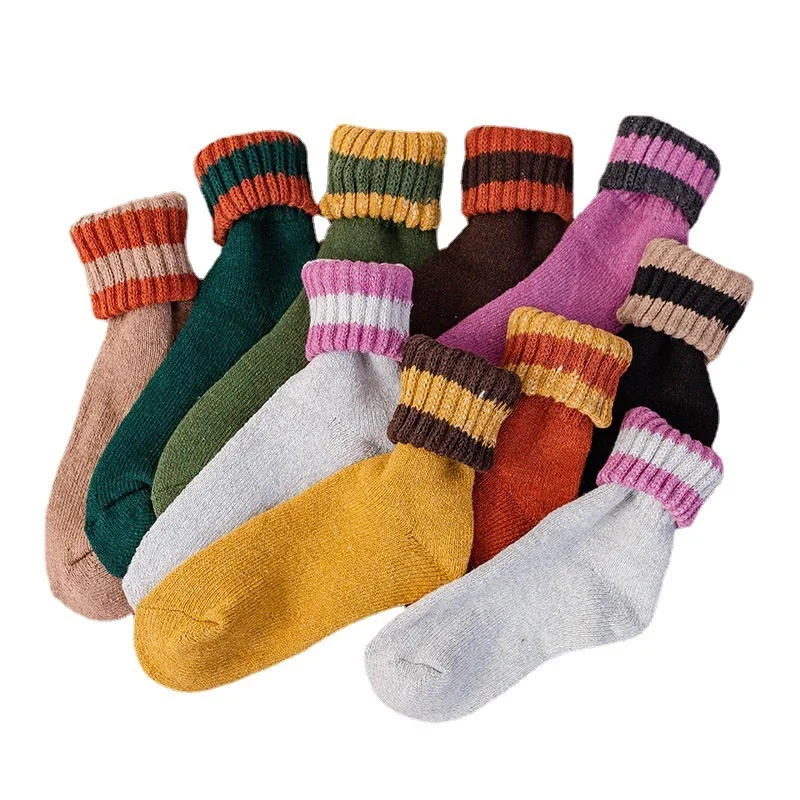 2021 New Winter Thick Warm Wool Women Socks Colorful Socks Fashion Casual Euramerican National Wind-Flowers Cotton Sock
2021 New Winter Thick Warm Wool Women Socks Colorful Socks Fashion Casual Euramerican National Wind-Flowers Cotton Sock